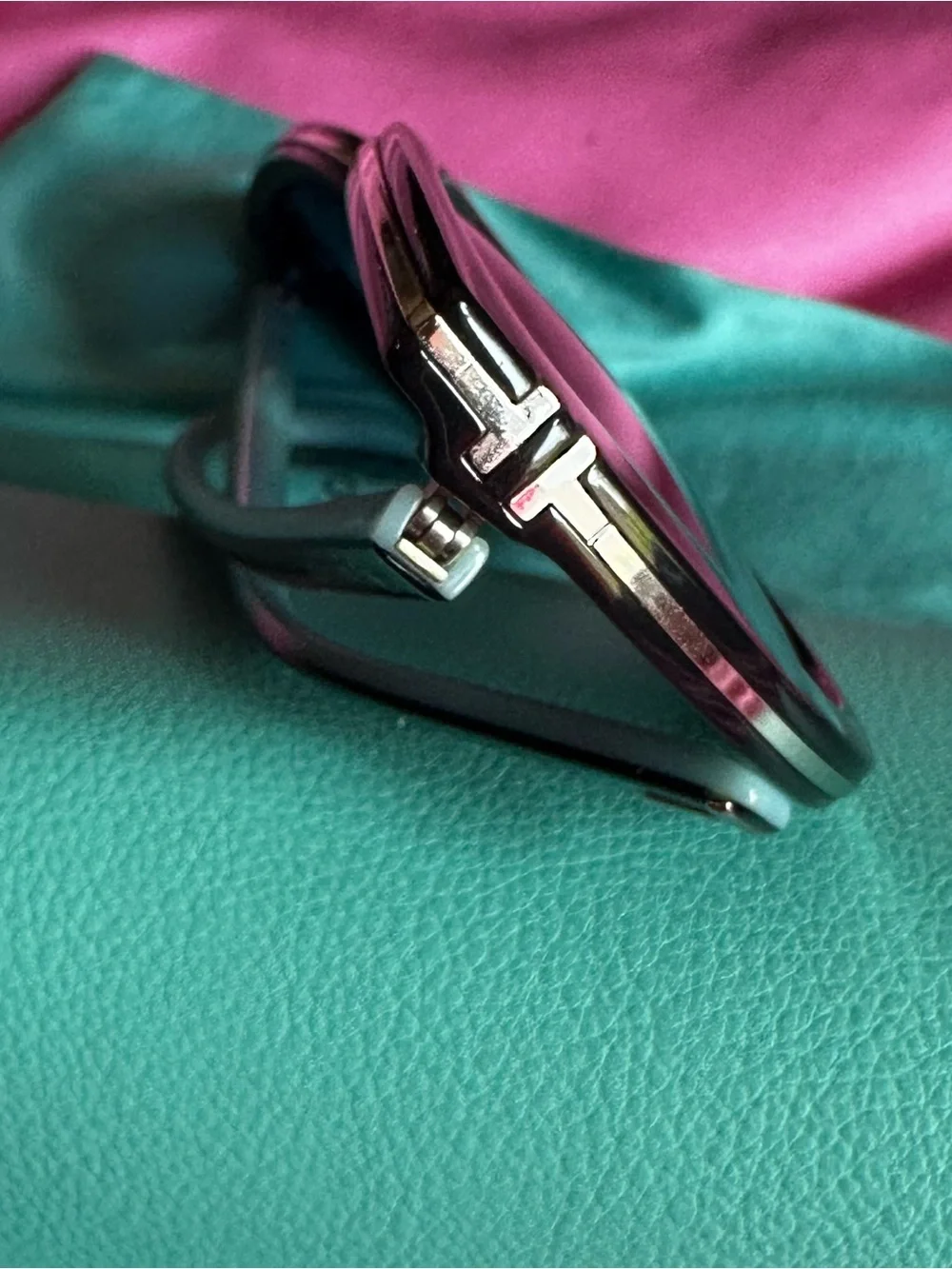 Tiffany & Co. Blue Black Polarized Tiffany’s T Collection Case/Dustbag/Cloth